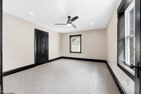 344 Watts Street Morgantown WV 26501
