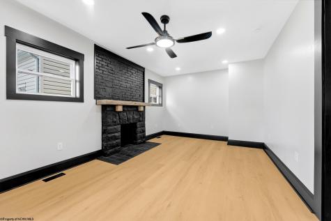 344 Watts Street Morgantown WV 26501