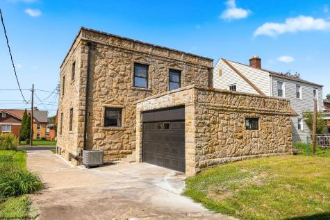 344 Watts Street Morgantown WV 26501