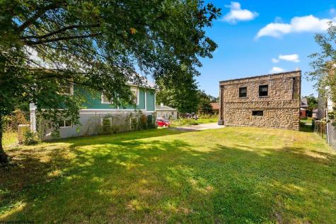 344 Watts Street Morgantown WV 26501