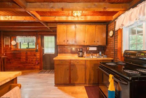 1780 Mount Pisgah Road Elk Garden WV 26717