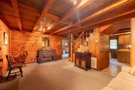 1780 Mount Pisgah Road Elk Garden WV 26717