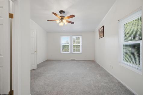 93 Brooke Drive Grafton WV 26354