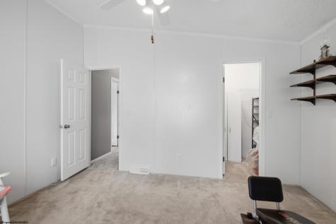 93 Brooke Drive Grafton WV 26354