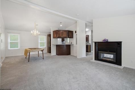 93 Brooke Drive Grafton WV 26354