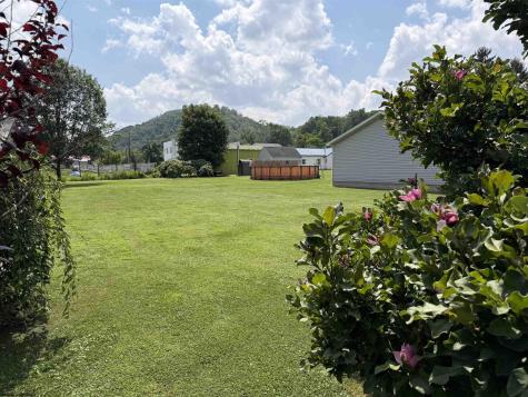 116 Union Street Huttonsville WV 26273