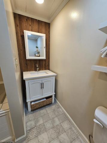 3923 Bear Mountain Road Bridgeport WV 26330