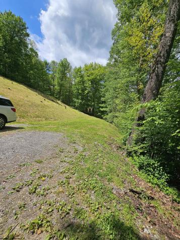 3923 Bear Mountain Road Bridgeport WV 26330