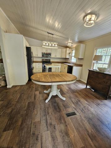 3923 Bear Mountain Road Bridgeport WV 26330
