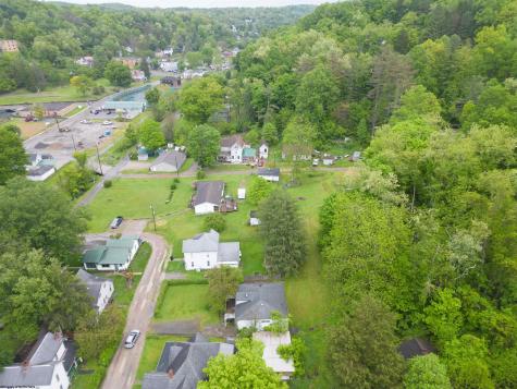 58 Carolina Avenue Salem WV 26426