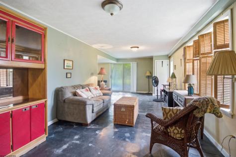58 Carolina Avenue Salem WV 26426
