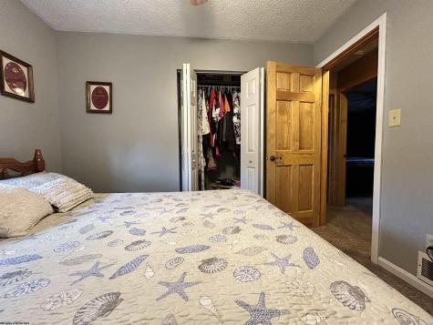 17 Hampton Drive Lost Creek WV 26385