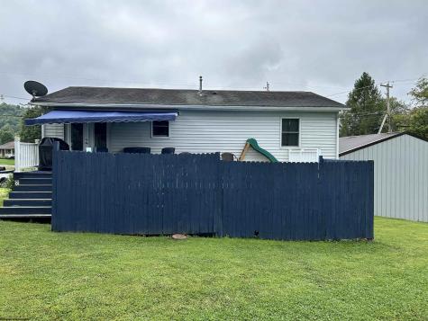 17 Hampton Drive Lost Creek WV 26385