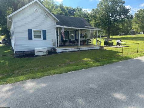102 3rd Street Enterprise WV 26568