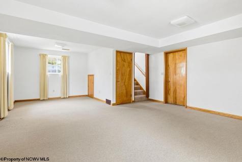 27 Millbrook Road Bridgeport WV 26330