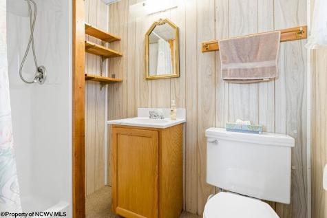 27 Millbrook Road Bridgeport WV 26330