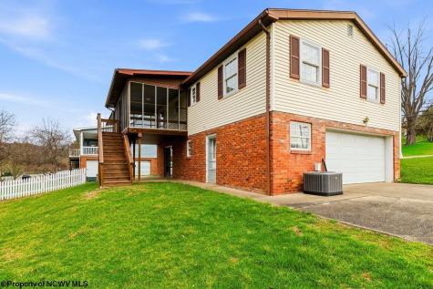 27 Millbrook Road Bridgeport WV 26330