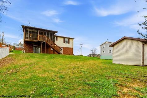 27 Millbrook Road Bridgeport WV 26330