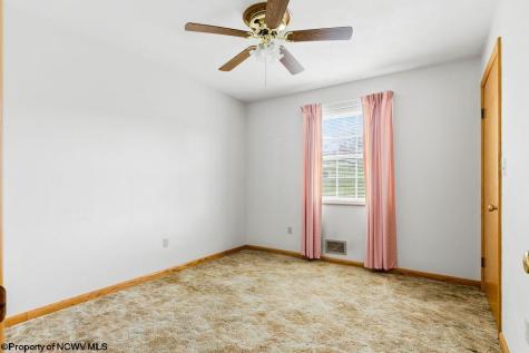 27 Millbrook Road Bridgeport WV 26330
