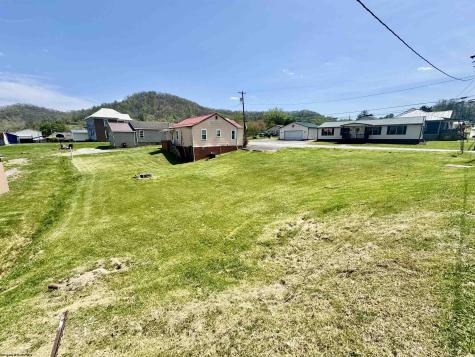 150 Minnich Street Weston WV 26452