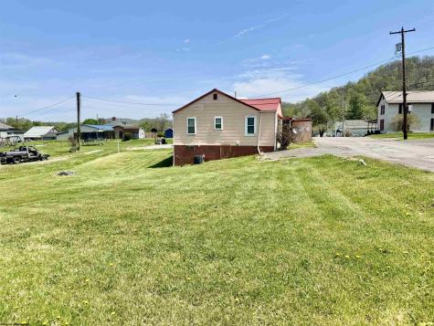 150 Minnich Street Weston WV 26452