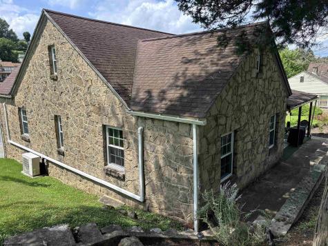 1378 Locust Avenue Fairmont WV 26554