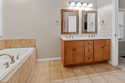 114 Casey Lane Morgantown WV 26508