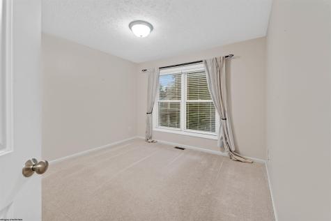 114 Casey Lane Morgantown WV 26508
