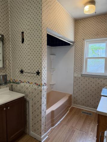53 Rebecca Street Shinnston WV 26431