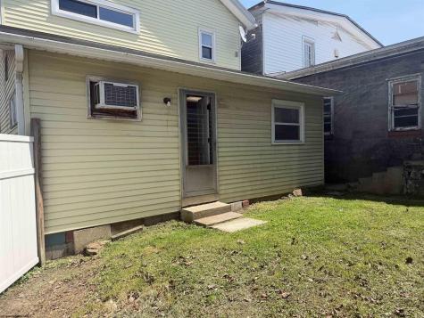 53 Rebecca Street Shinnston WV 26431