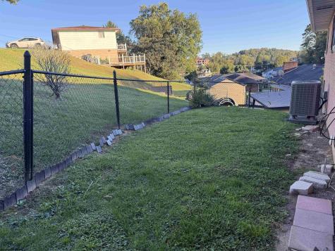 1133 Village Way Fairmont WV 26554