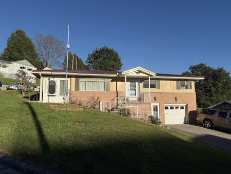 1133 Village Way Fairmont WV 26554