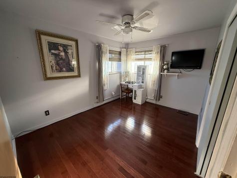 1133 Village Way Fairmont WV 26554
