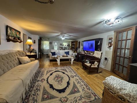 806 Indian Run Road Salem WV 26426-8582