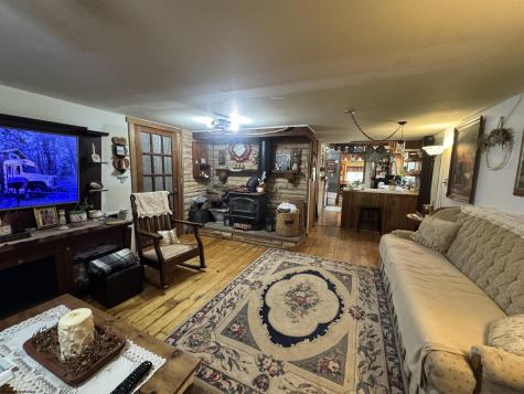 806 Indian Run Road Salem WV 26426-8582