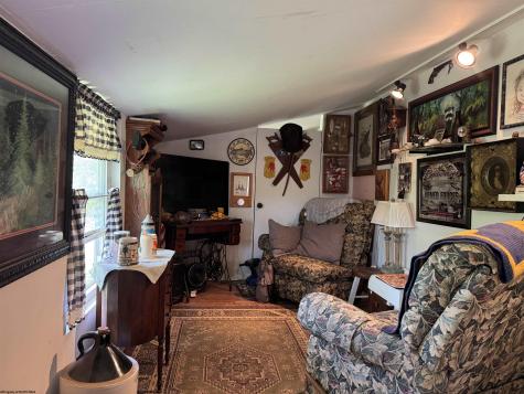 806 Indian Run Road Salem WV 26426-8582