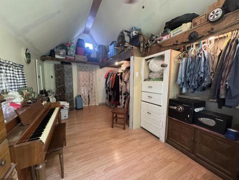 806 Indian Run Road Salem WV 26426-8582
