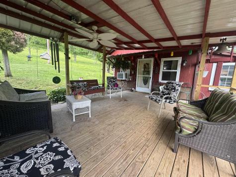 806 Indian Run Road Salem WV 26426-8582