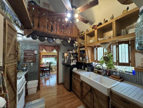 806 Indian Run Road Salem WV 26426-8582