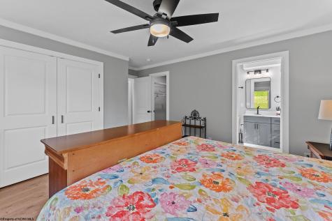 1005 Anthony Drive Morgantown WV 26508