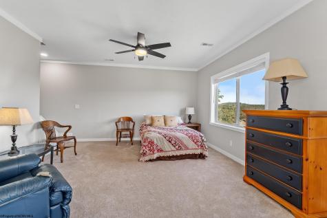1005 Anthony Drive Morgantown WV 26508