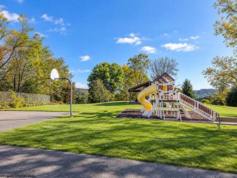 1005 Anthony Drive Morgantown WV 26508