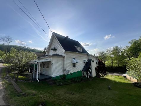 46 Grand Avenue West Union WV 26456-8509