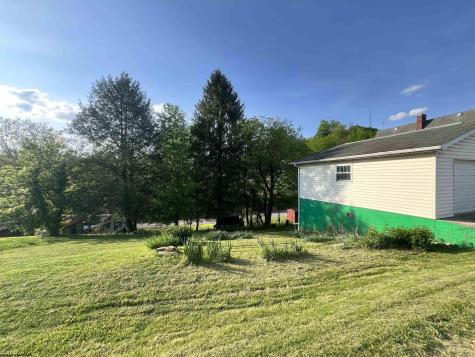 46 Grand Avenue West Union WV 26456-8509