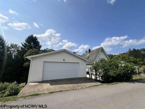 46 Grand Avenue West Union WV 26456-8509