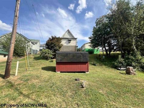 46 Grand Avenue West Union WV 26456-8509