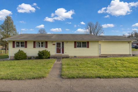 1104 Johnson Avenue Bridgeport WV 26330
