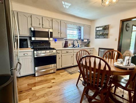 52 4th Street Carolina WV 26563