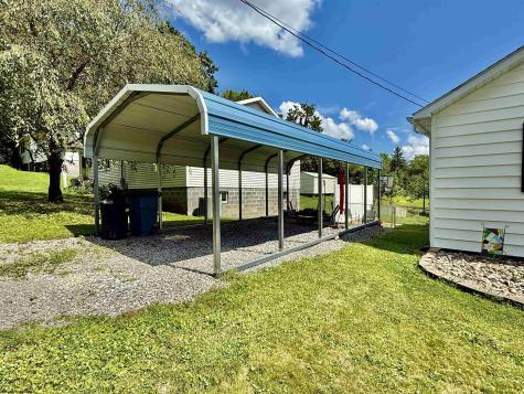 52 4th Street Carolina WV 26563