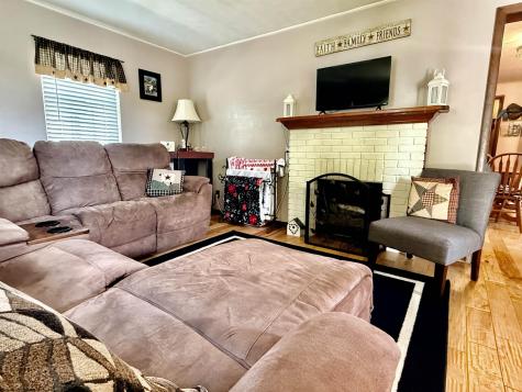 52 4th Street Carolina WV 26563